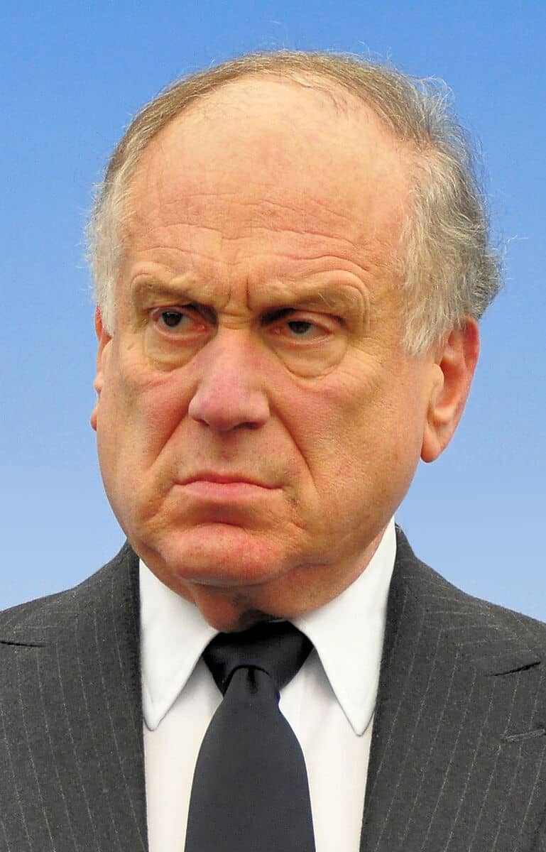 Ronald Lauder net worth in Billionaires category