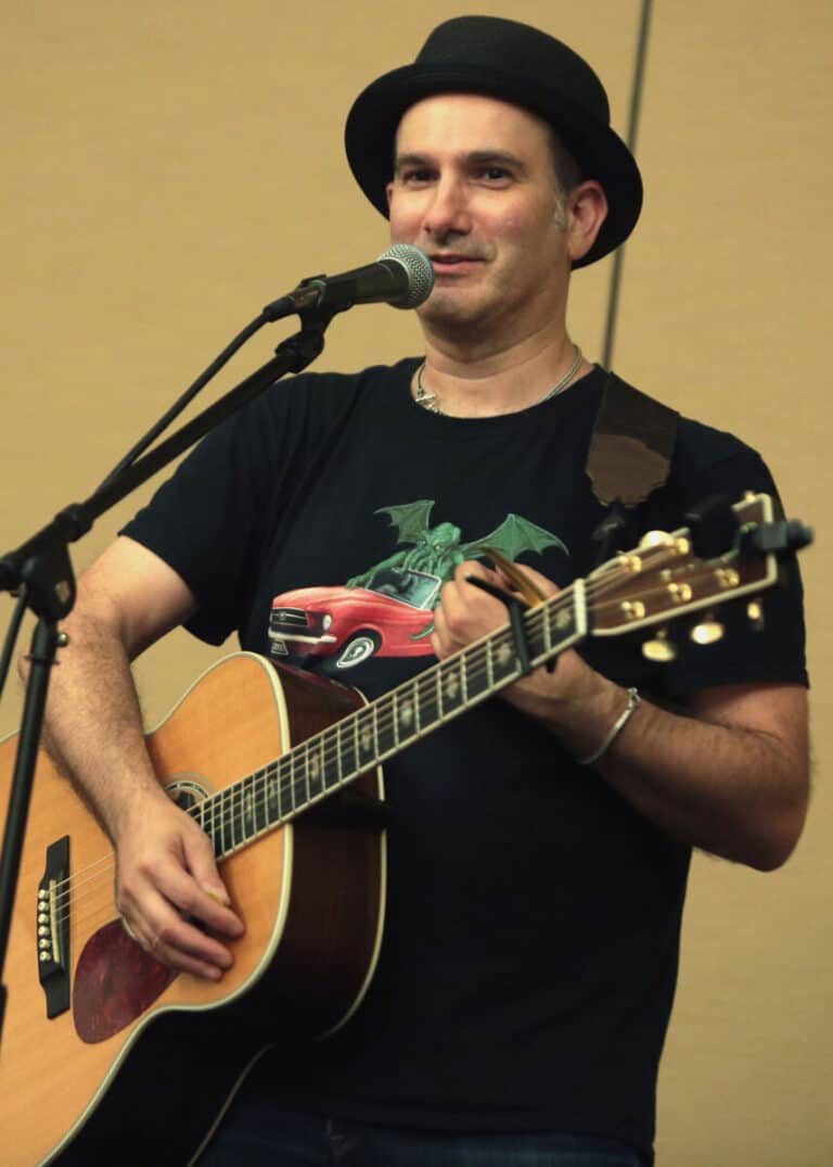 Eric Stuart - Famous Songwriter