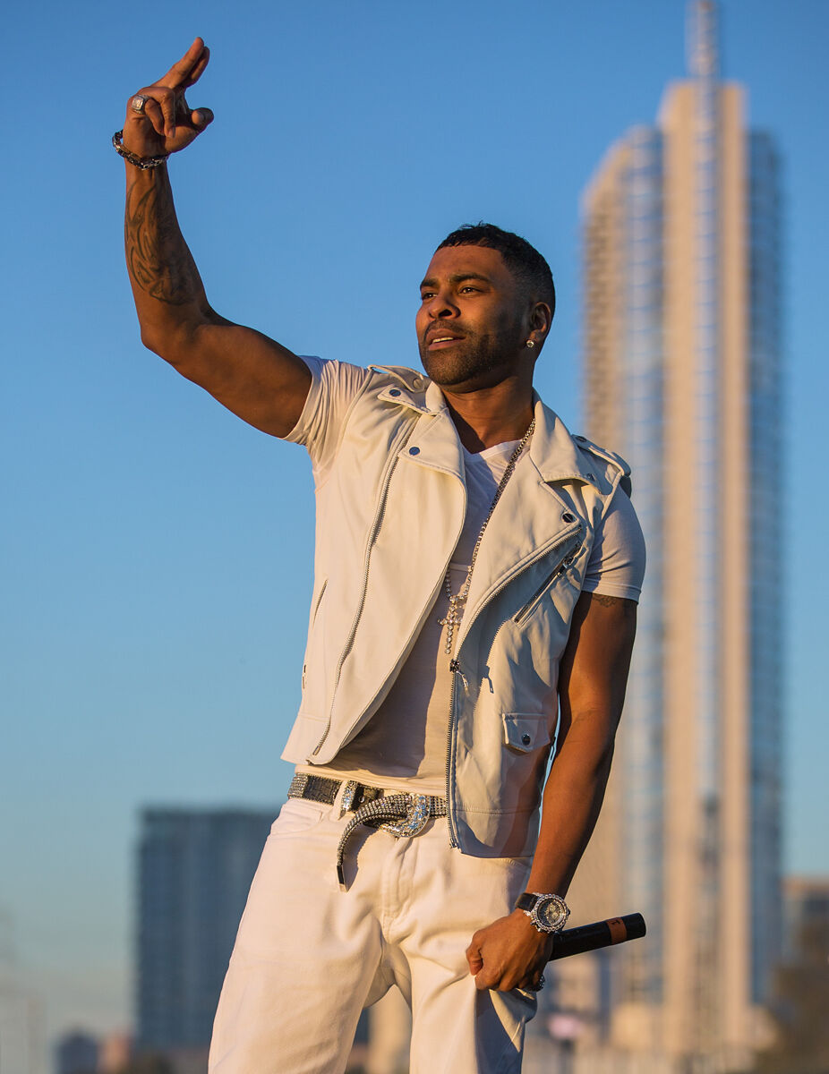 Ginuwine - Famous Singer-Songwriter