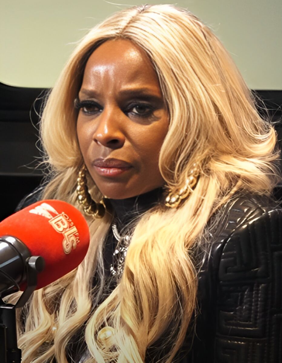 Mary J Blige - Famous Record Producer