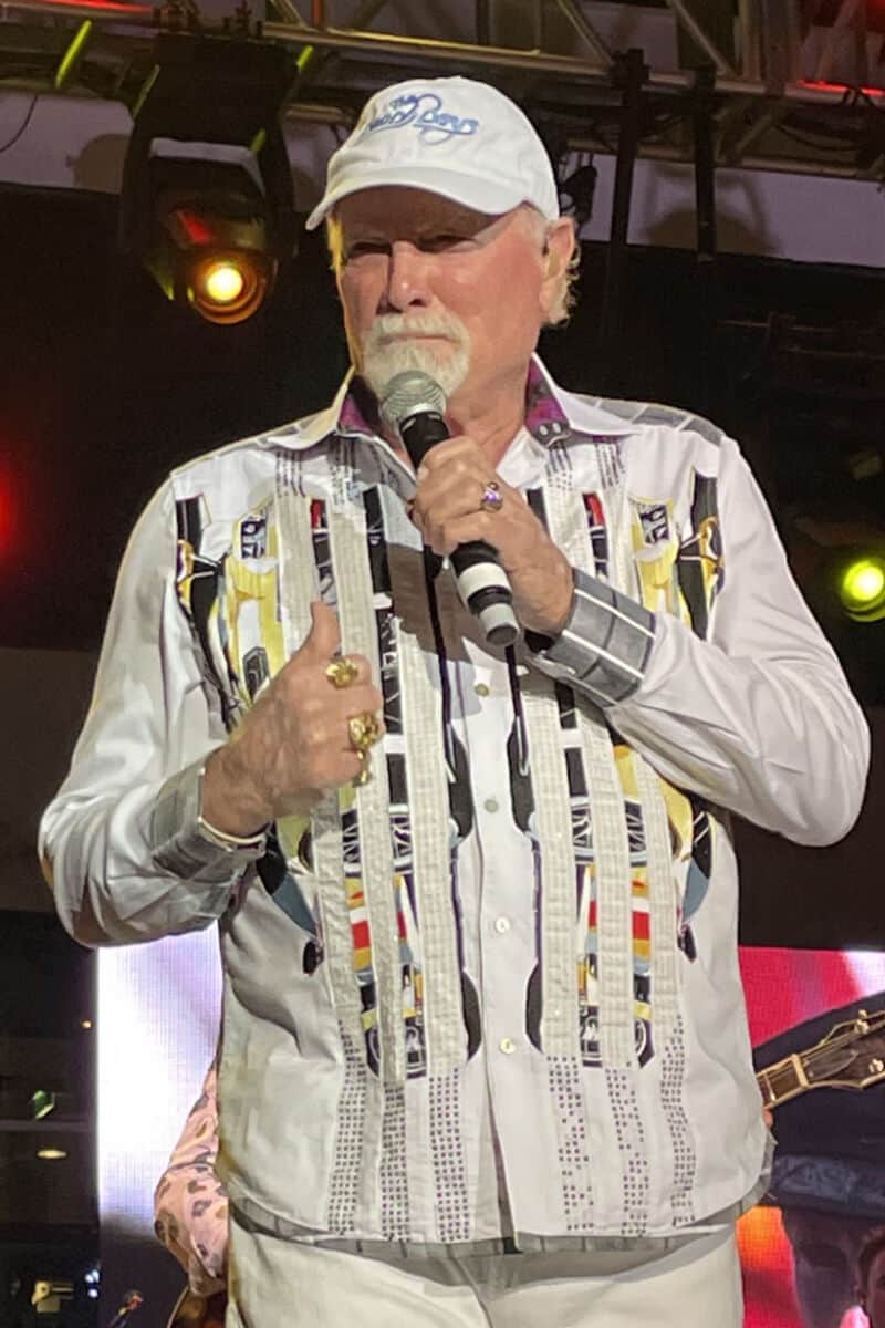Mike Love Net Worth Details, Personal Info
